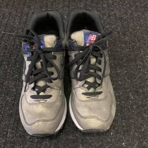 New Balance Unisex Sneakers